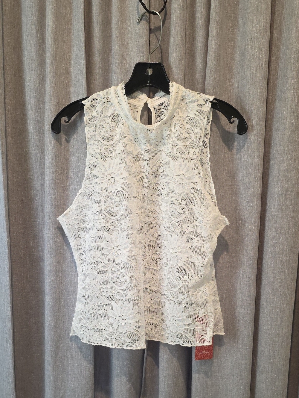 SHEIN Raccolita Carta White Floral Lace Sleeveless High-Neck Camisole Tank